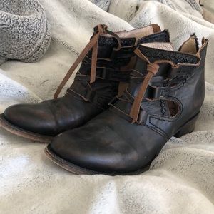 Freebird by Steven booties